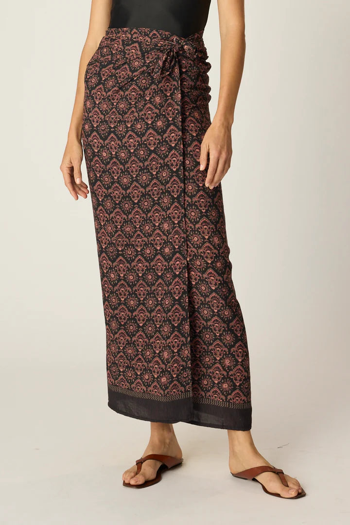 SARONG