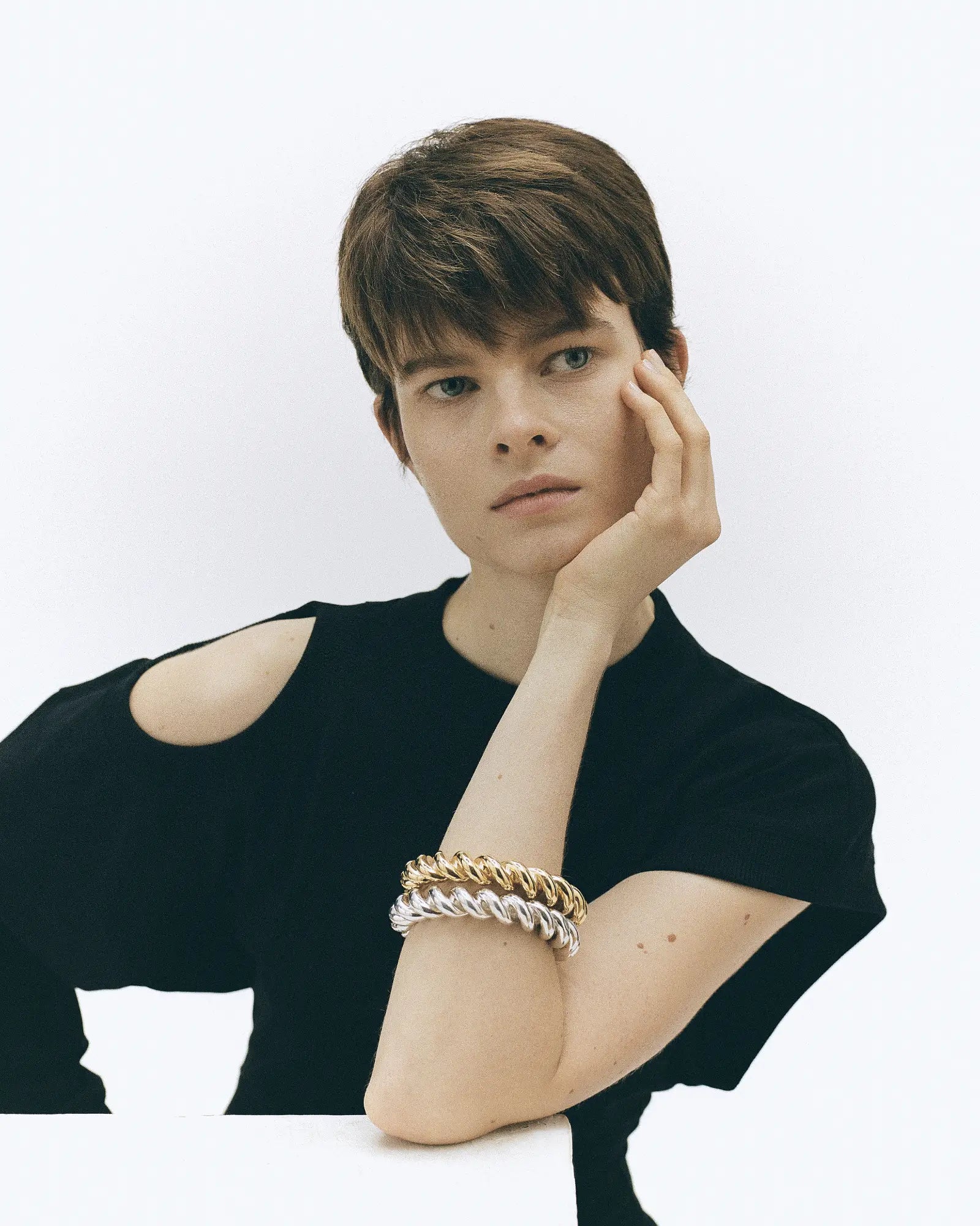 TWIST CUFF